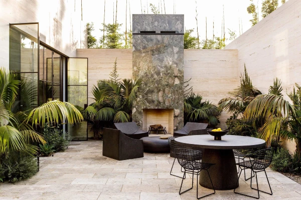 Maximizing Curb Appeal: Outdoor Spaces Remodeling Trends in DFW